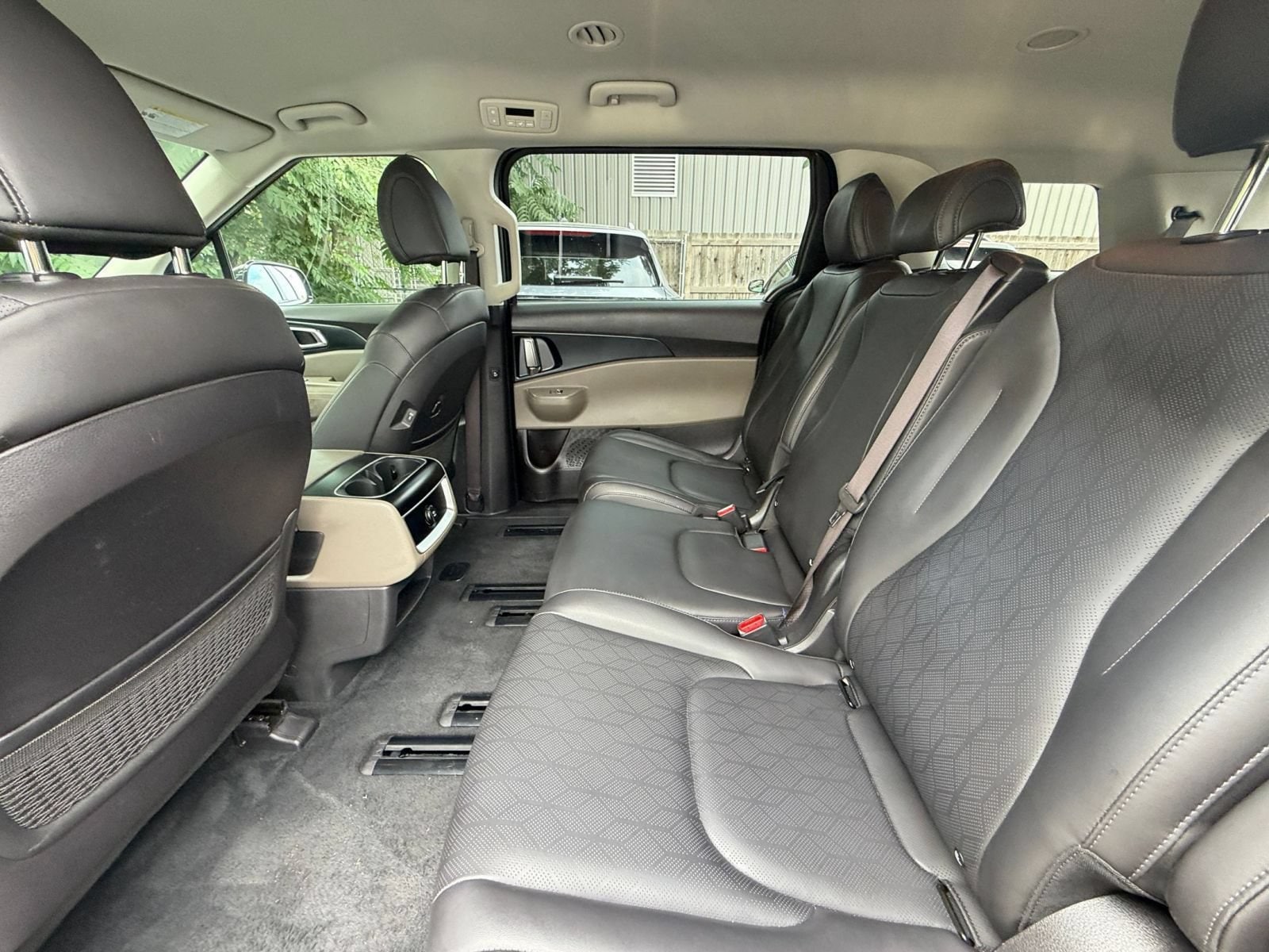 Thumbnail: 2026 Kia Carnival - 27