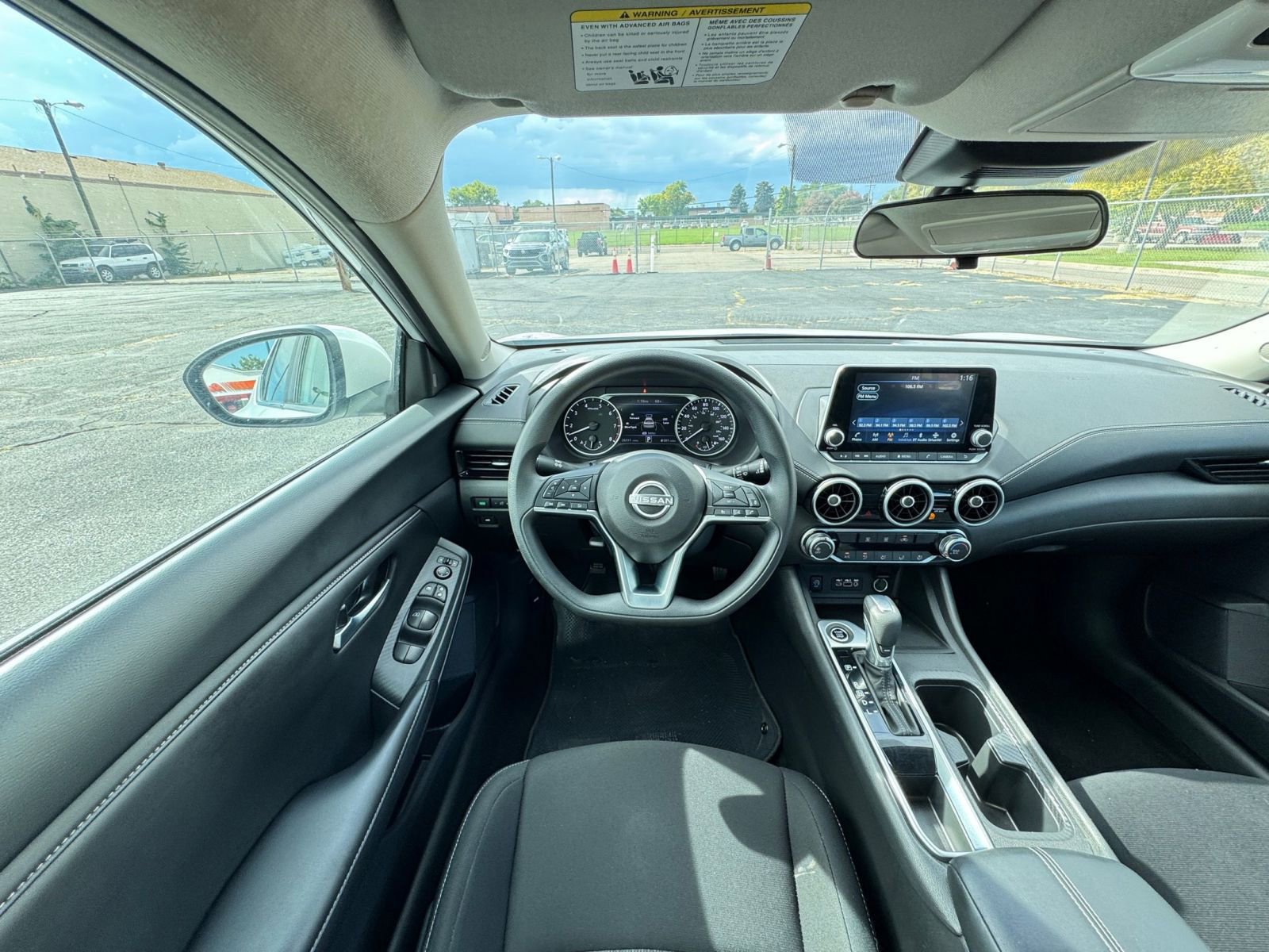 Thumbnail: 2024 Nissan Sentra - 32