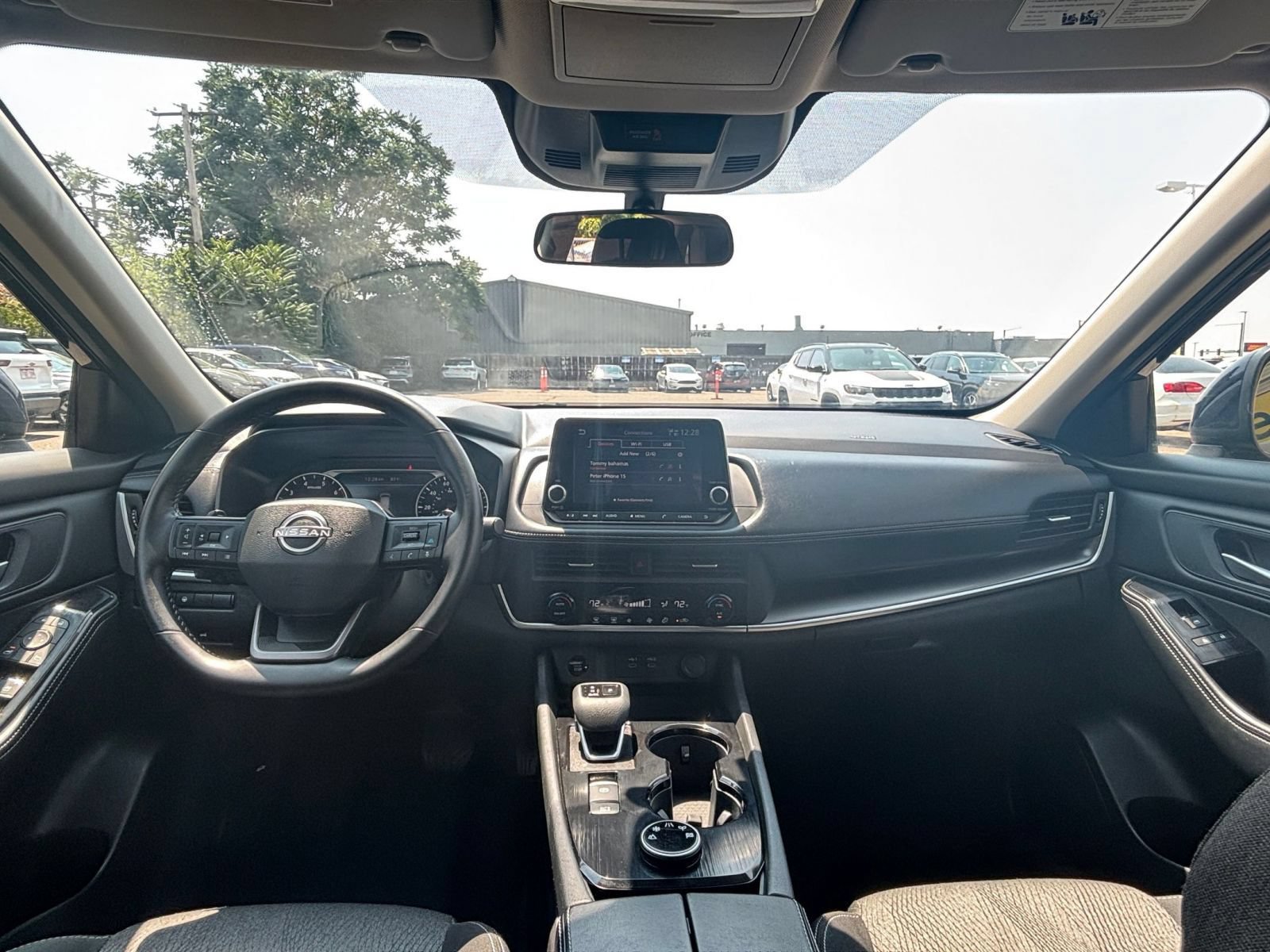 Thumbnail: 2025 Nissan Rogue - 32
