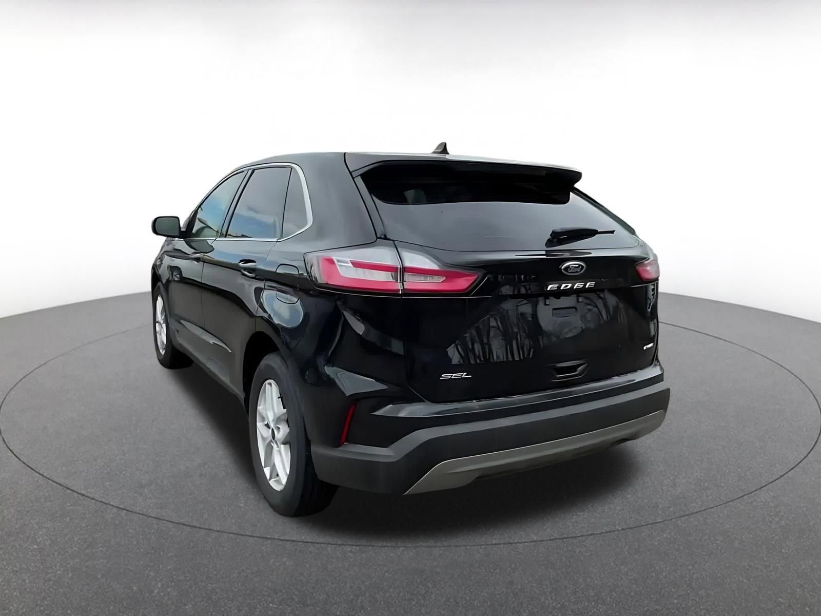 Thumbnail: 2024 Ford Edge - 11