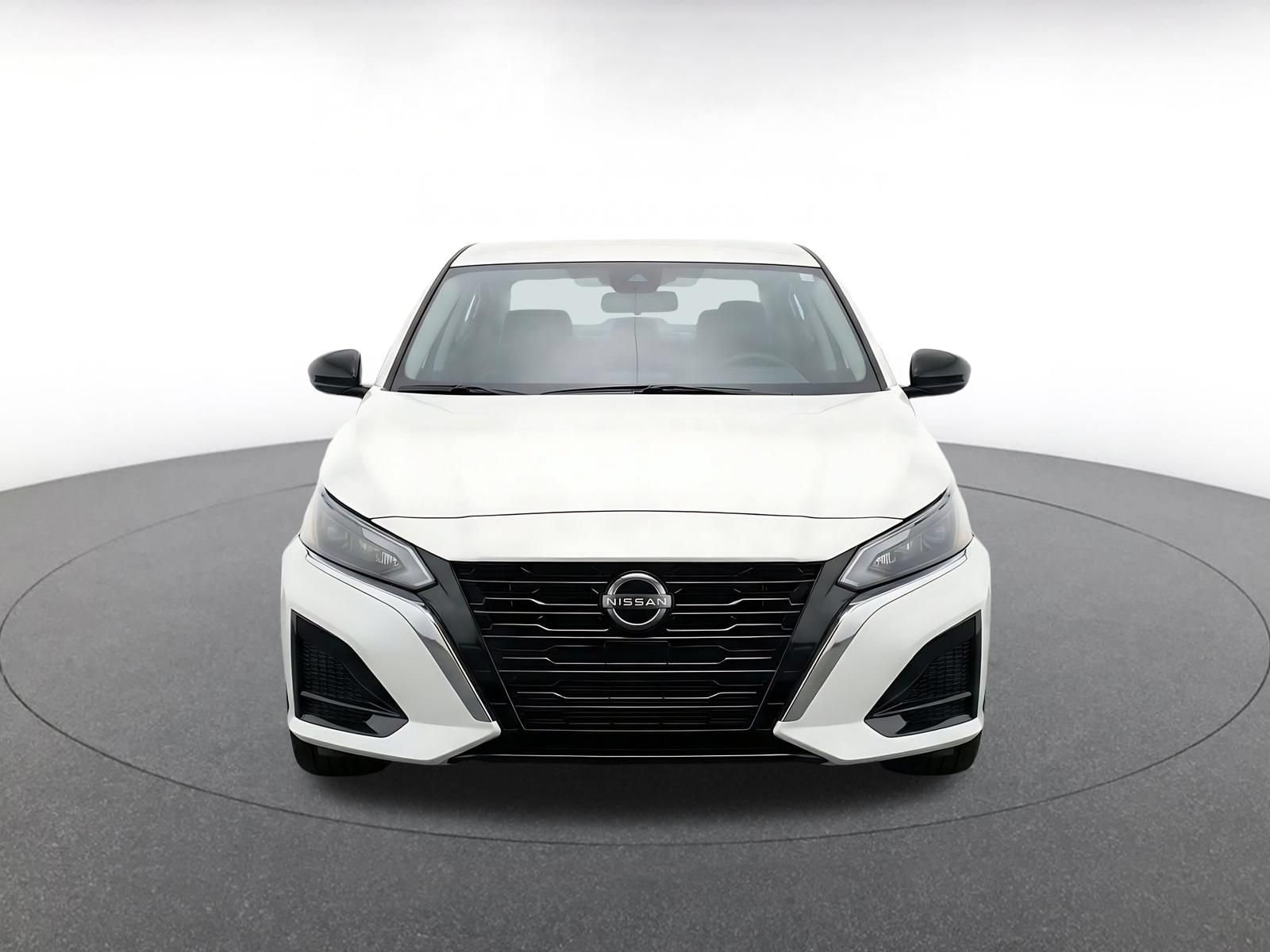 Thumbnail: 2025 Nissan Altima - 2