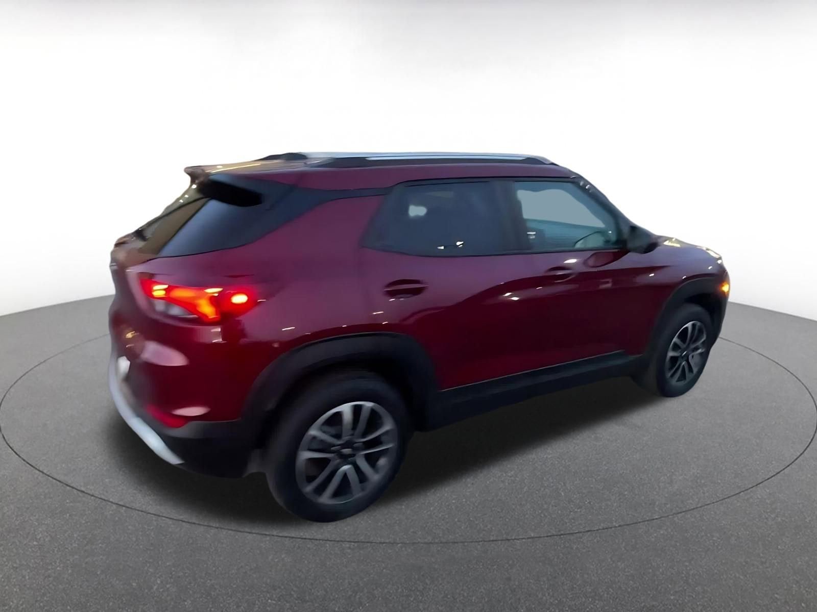 Thumbnail: 2025 Chevrolet TrailBlazer - 15