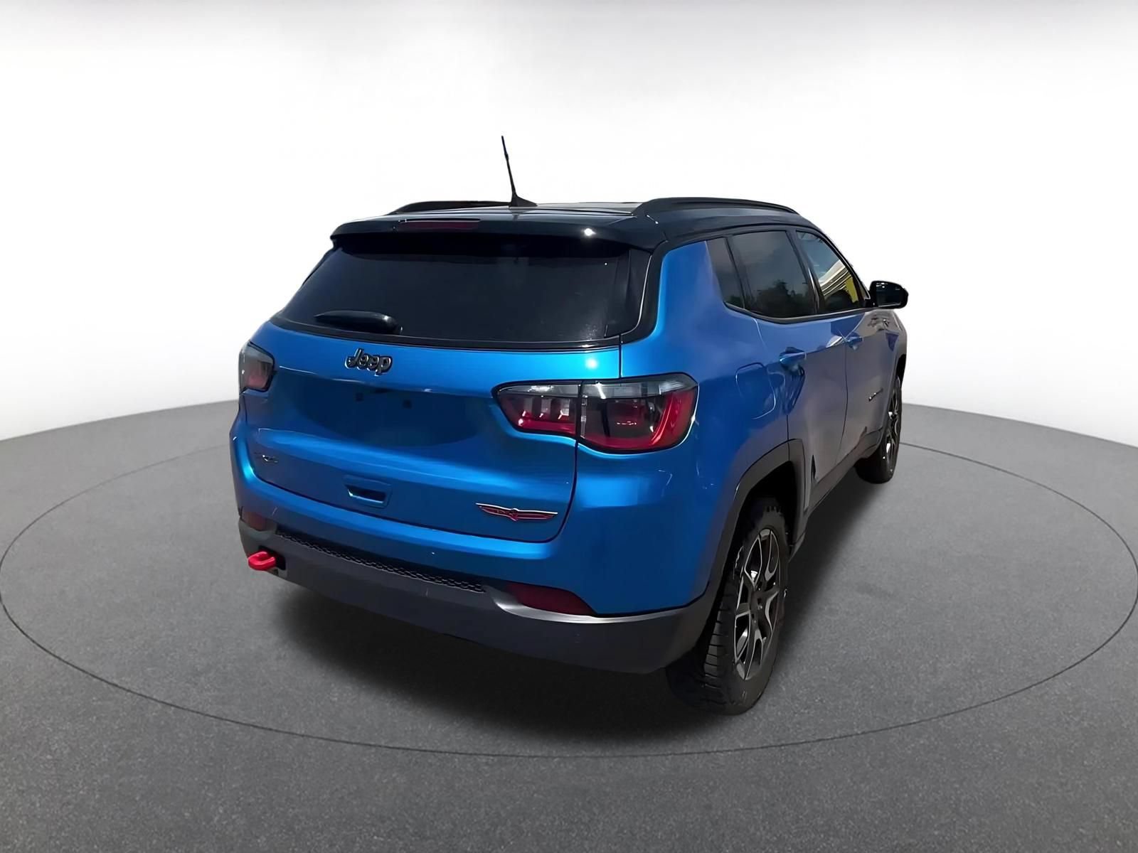 Thumbnail: 2025 Jeep Compass - 15