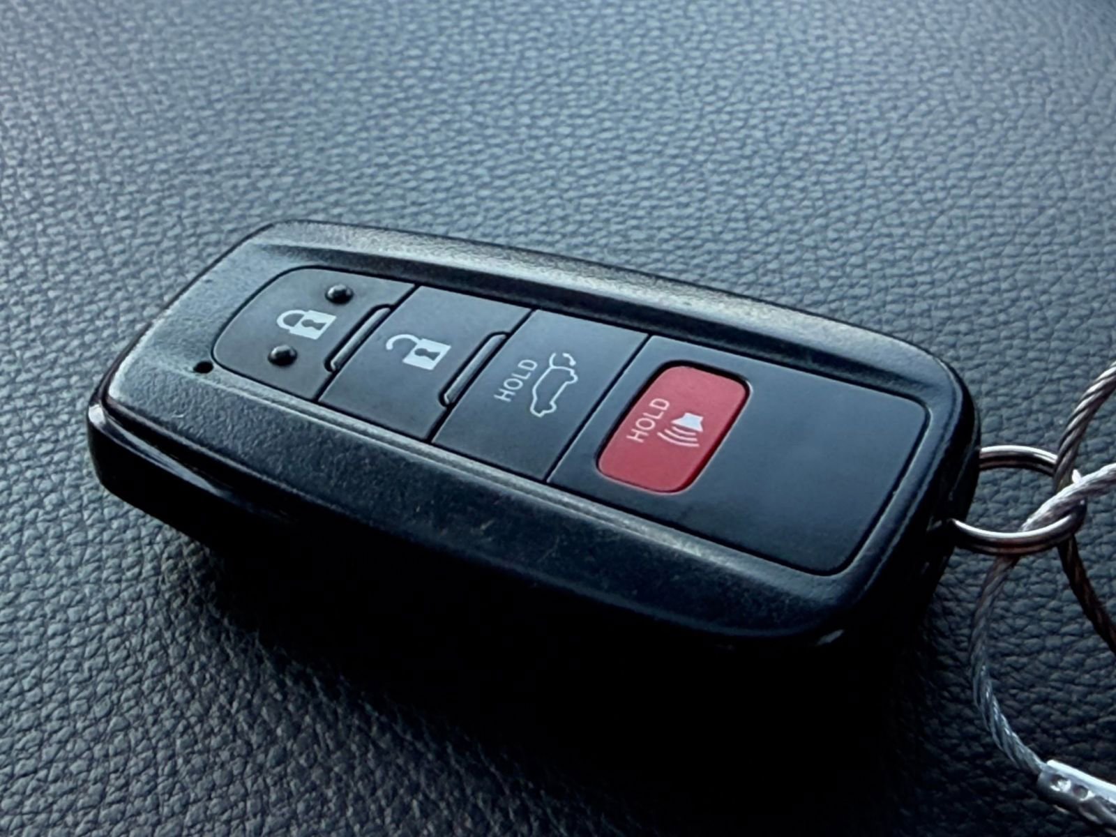 Thumbnail: 2025 Toyota RAV4 - 21