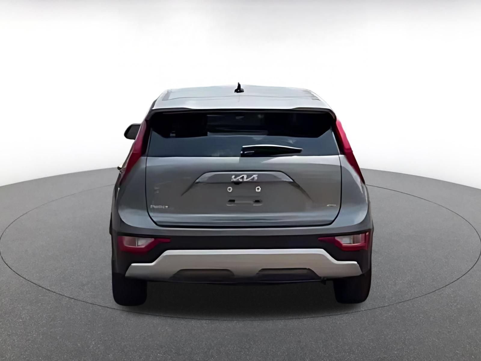Thumbnail: 2026 Kia Niro - 10