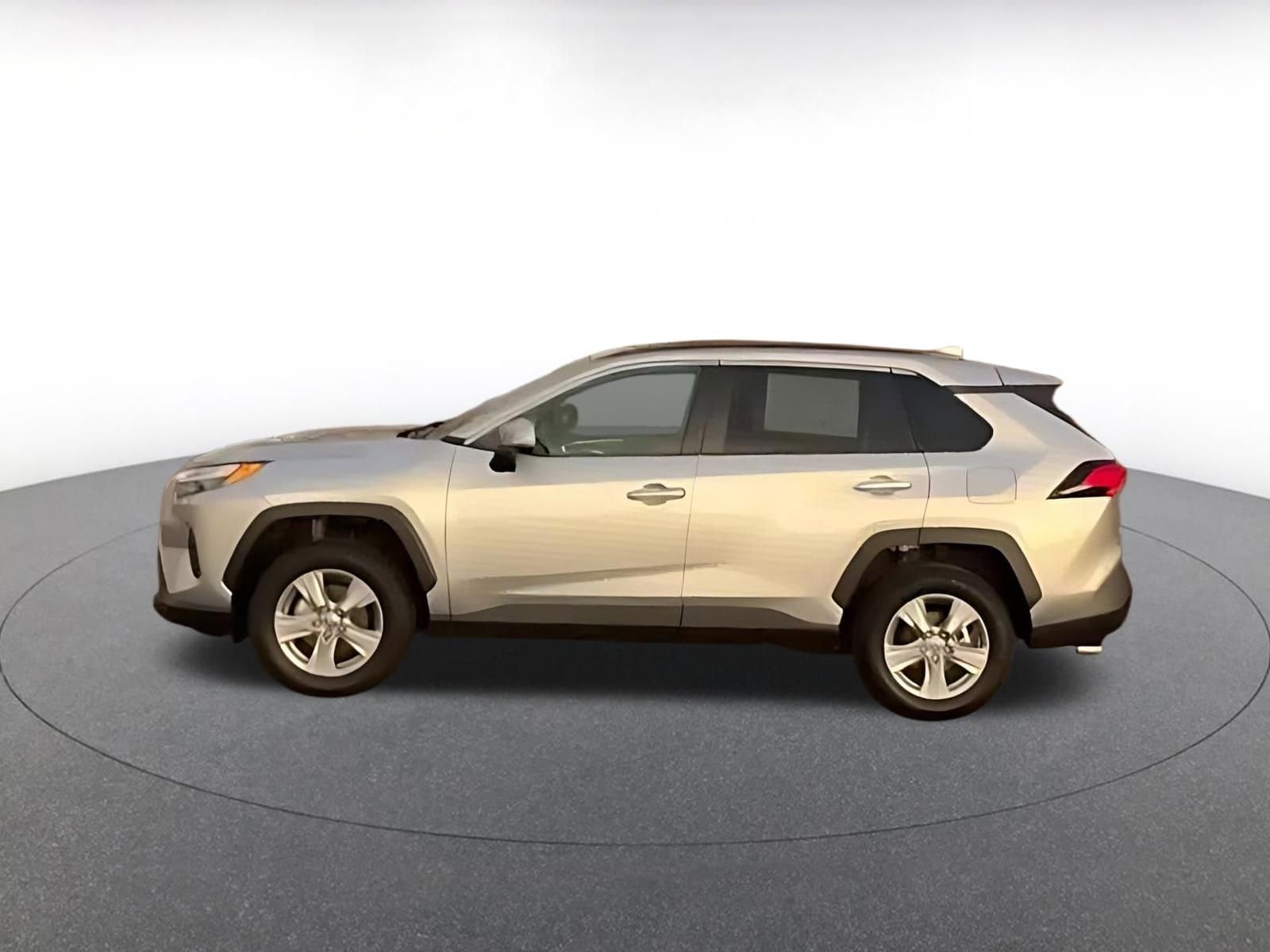 Thumbnail: 2025 Toyota RAV4 - 9