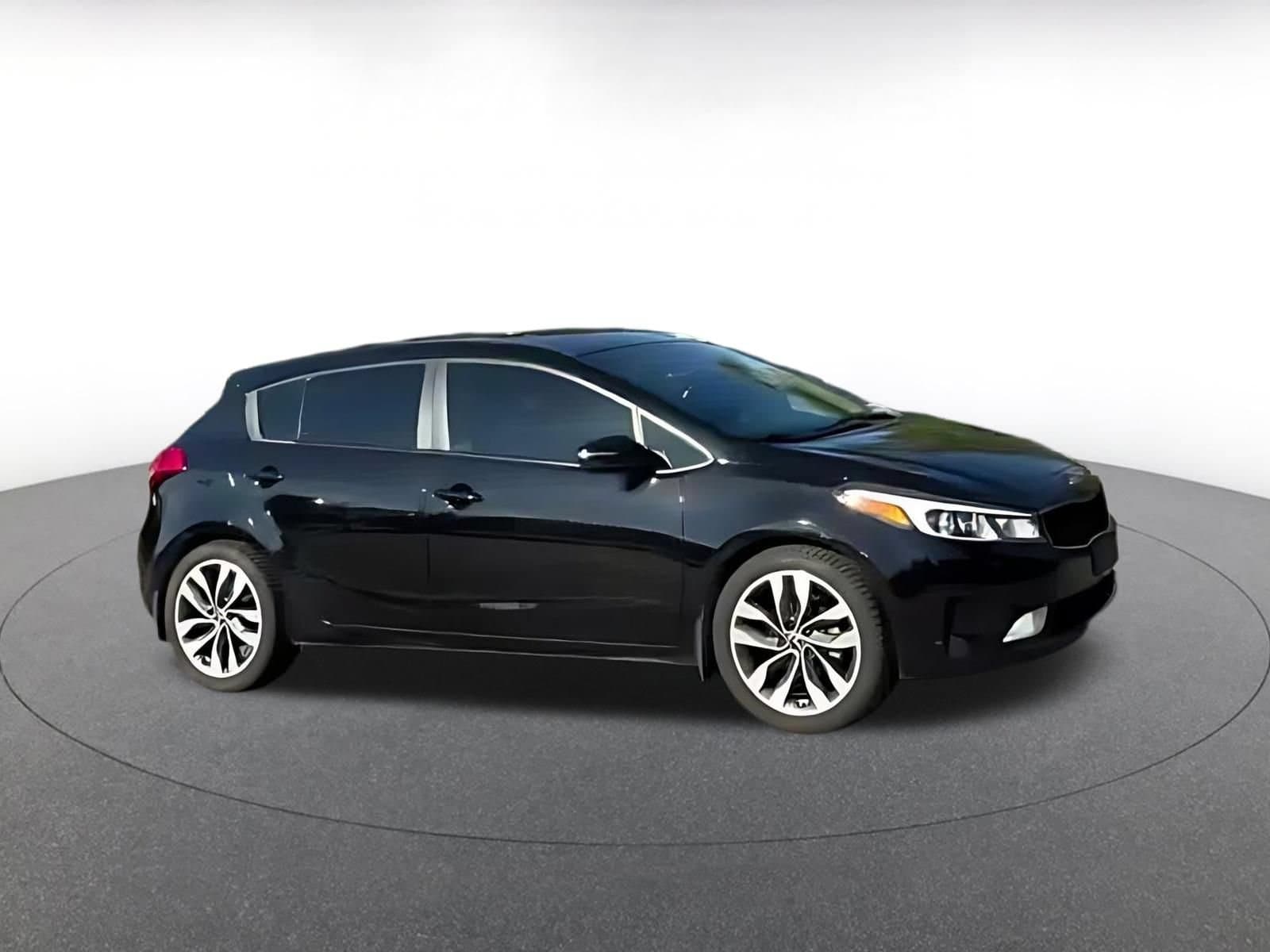 Thumbnail: 2018 Kia Forte - 2