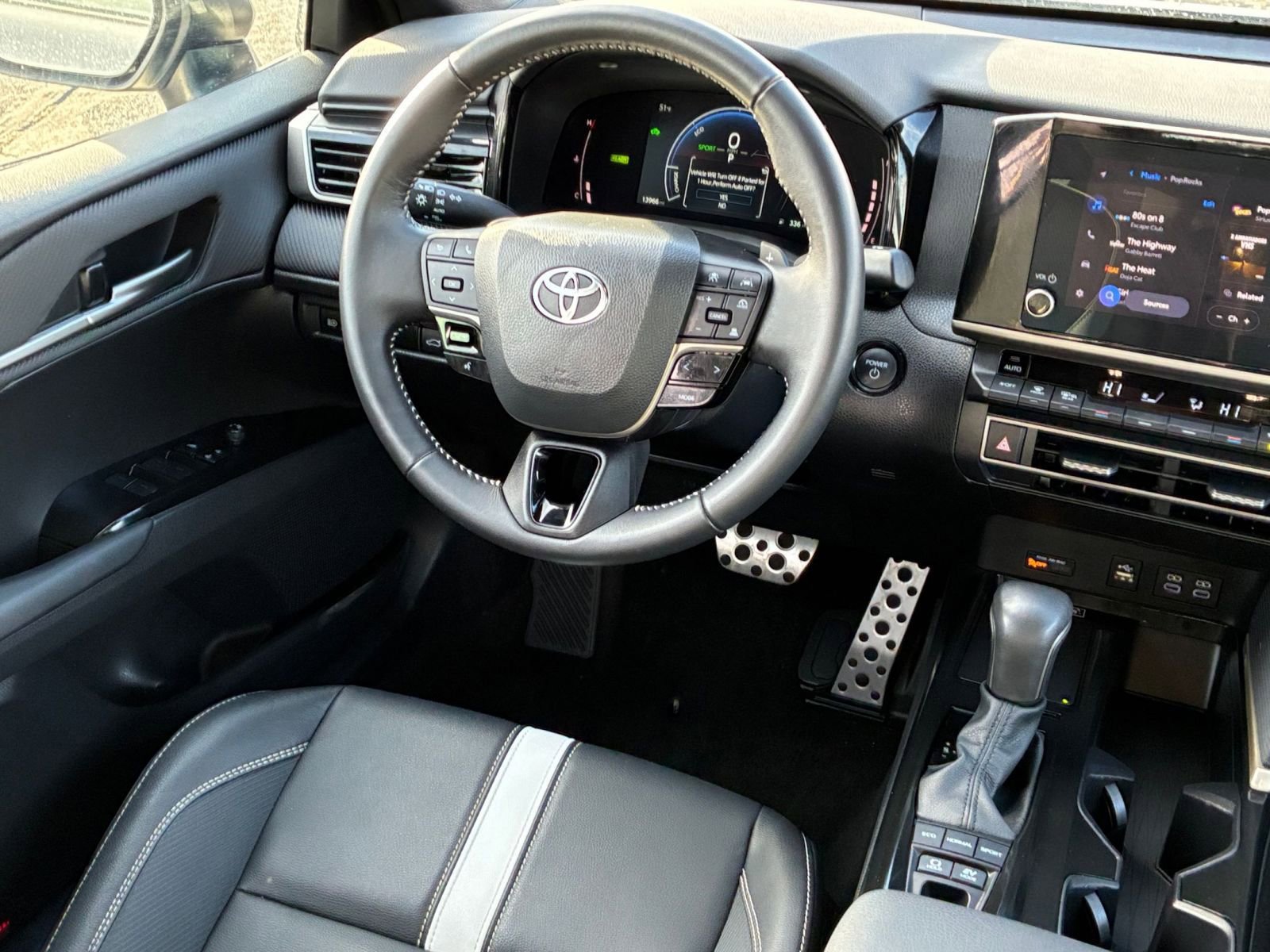 Thumbnail: 2025 Toyota Camry - 33