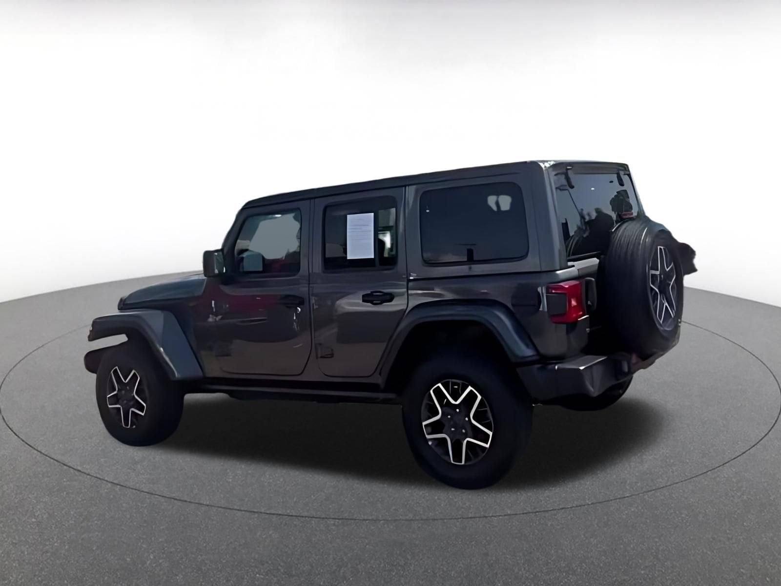 Thumbnail: 2025 Jeep Wrangler - 15