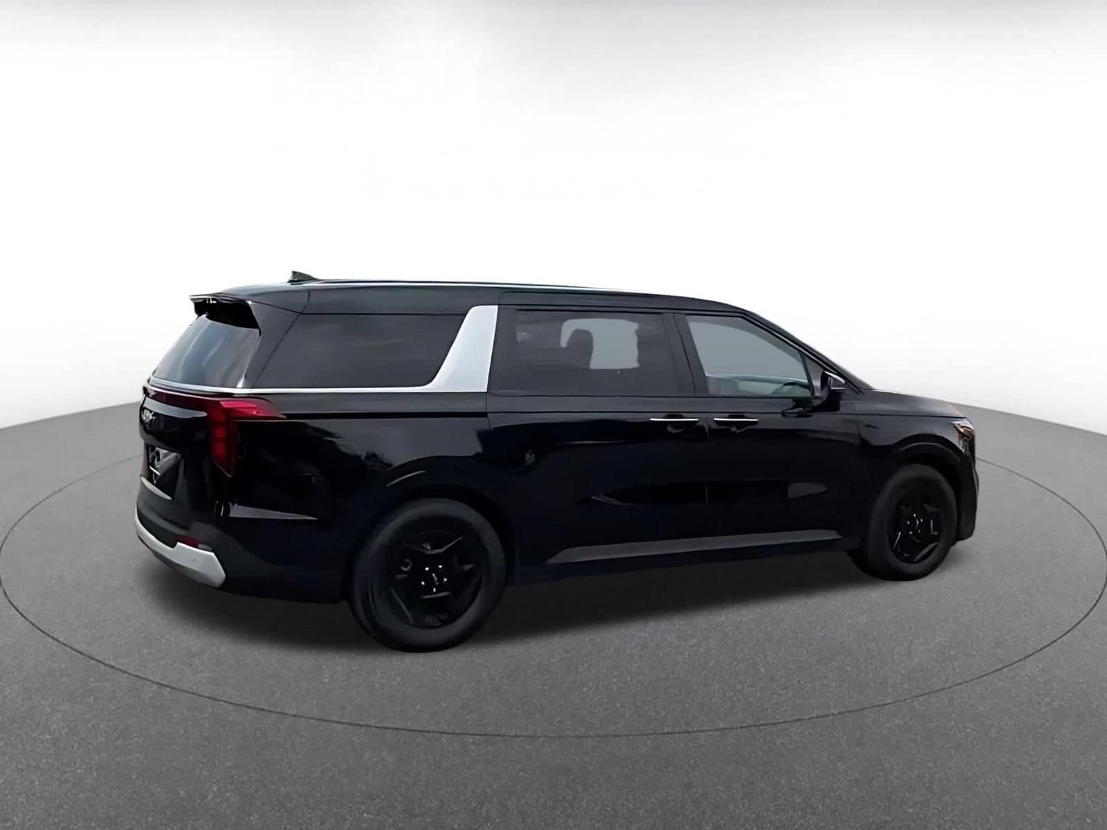 Thumbnail: 2026 Kia Carnival - 10