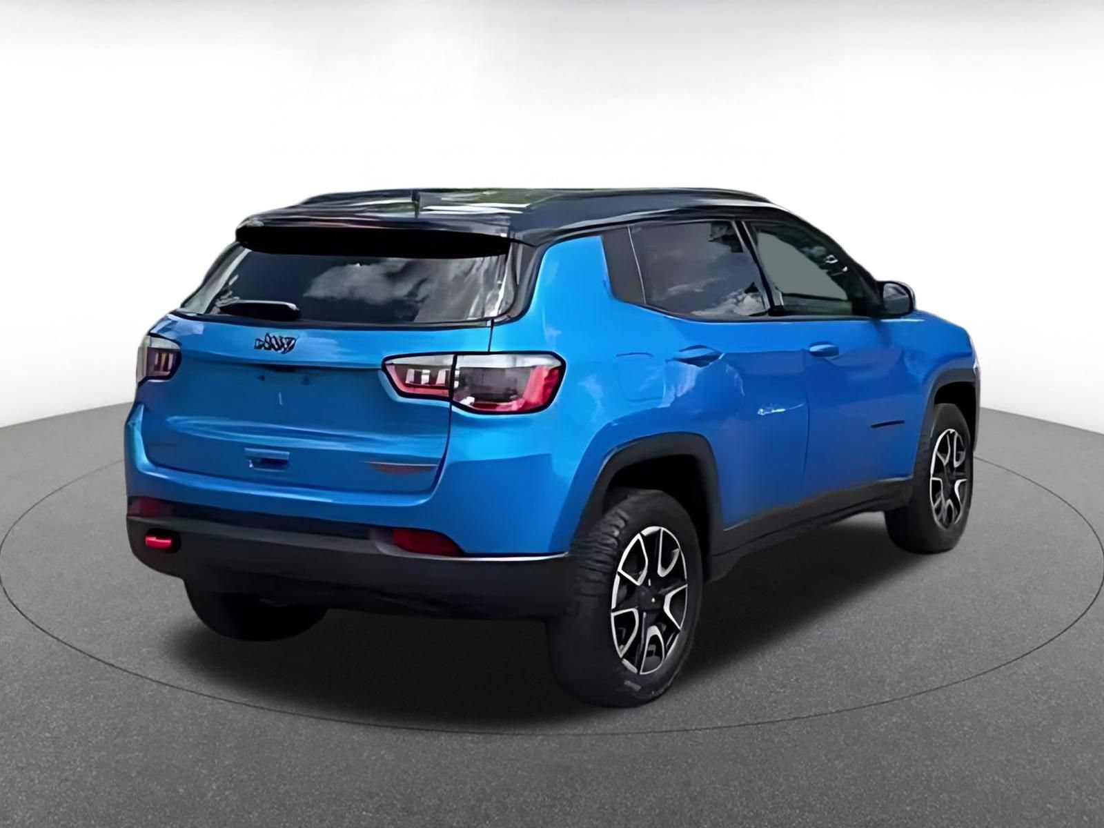 Thumbnail: 2025 Jeep Compass - 10