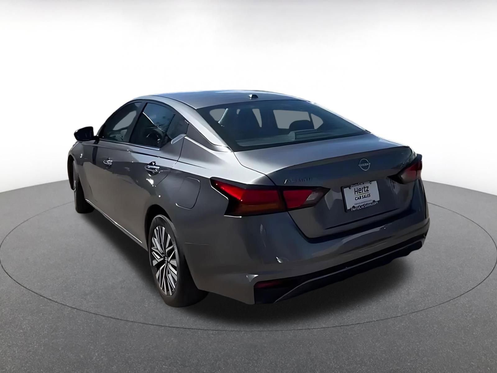 Thumbnail: 2025 Nissan Altima - 11