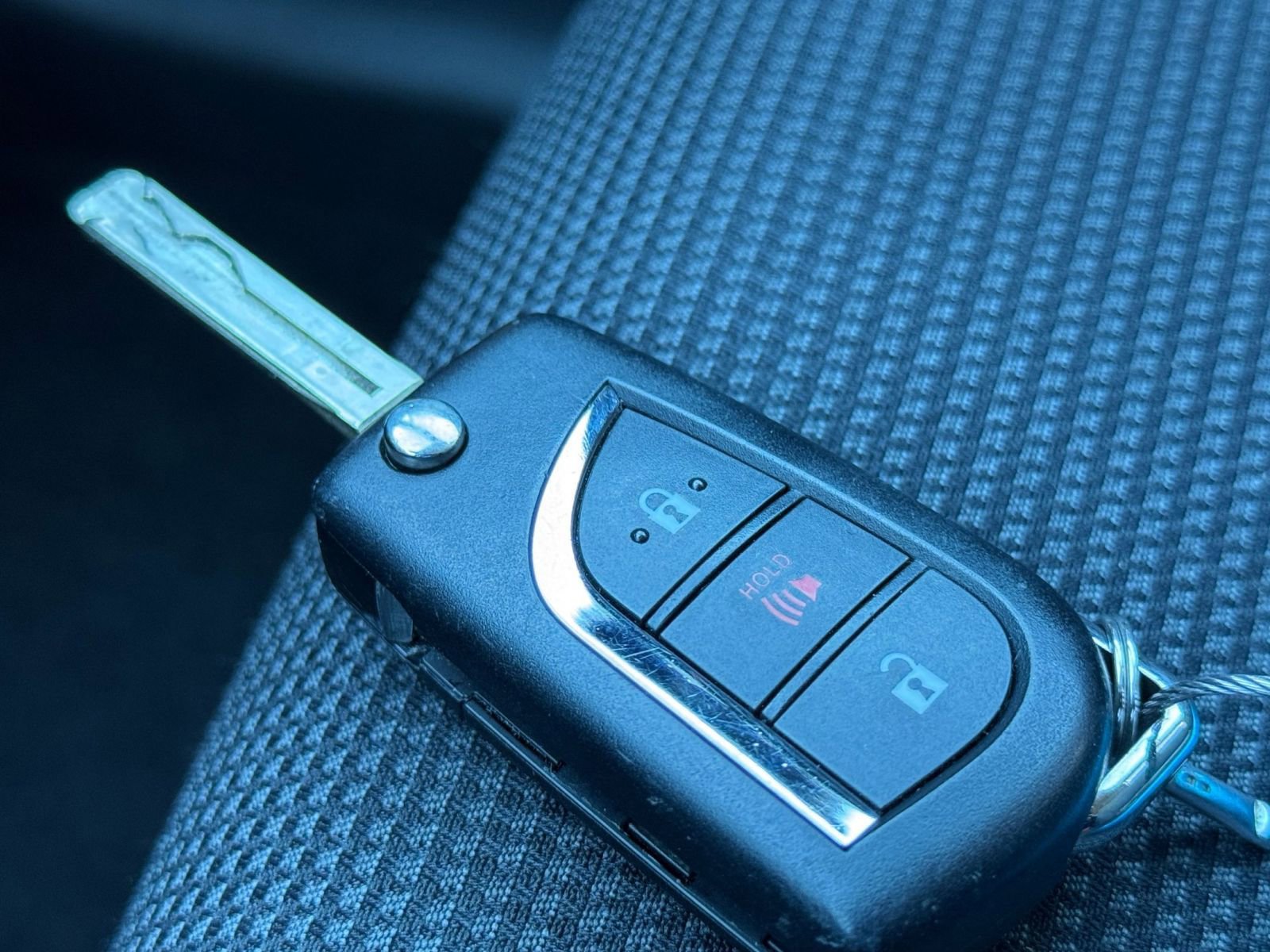 Thumbnail: 2025 Toyota RAV4 - 22