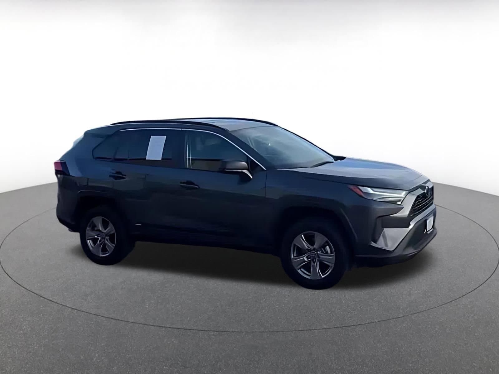 Thumbnail: 2025 Toyota RAV4 - 2