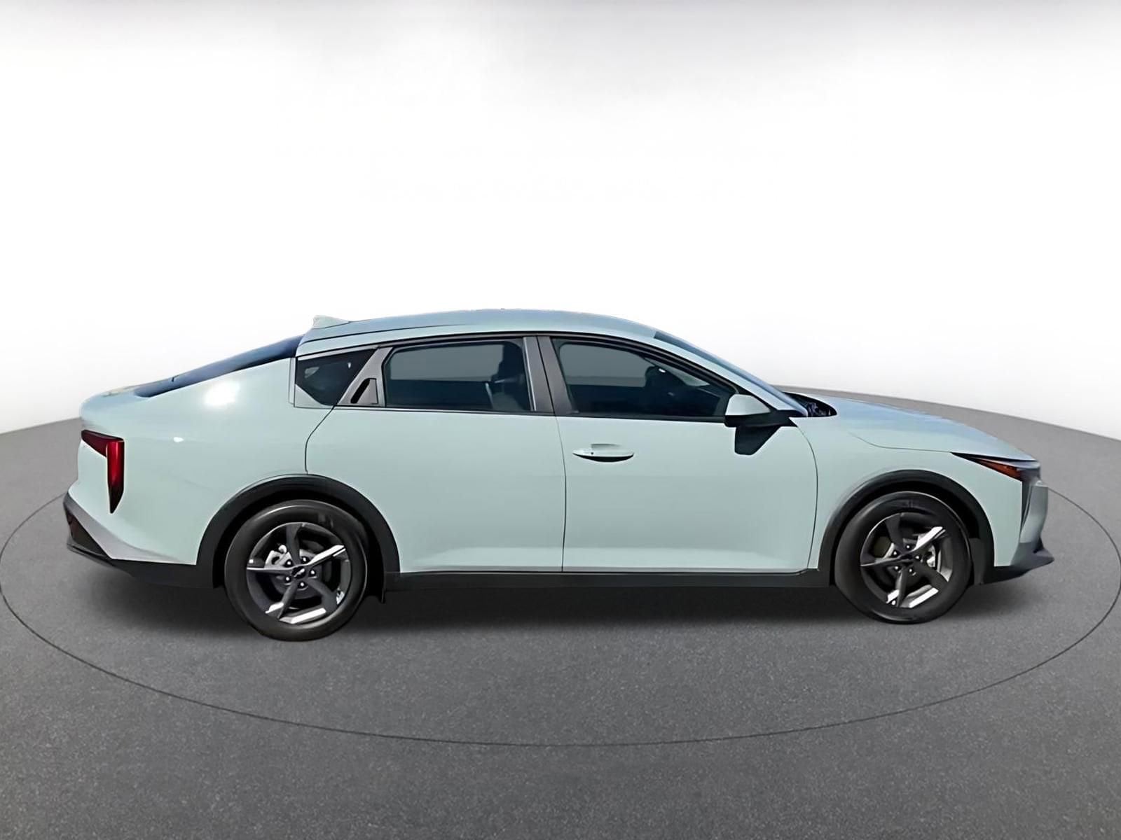 Thumbnail: 2025 Kia K4 - 12