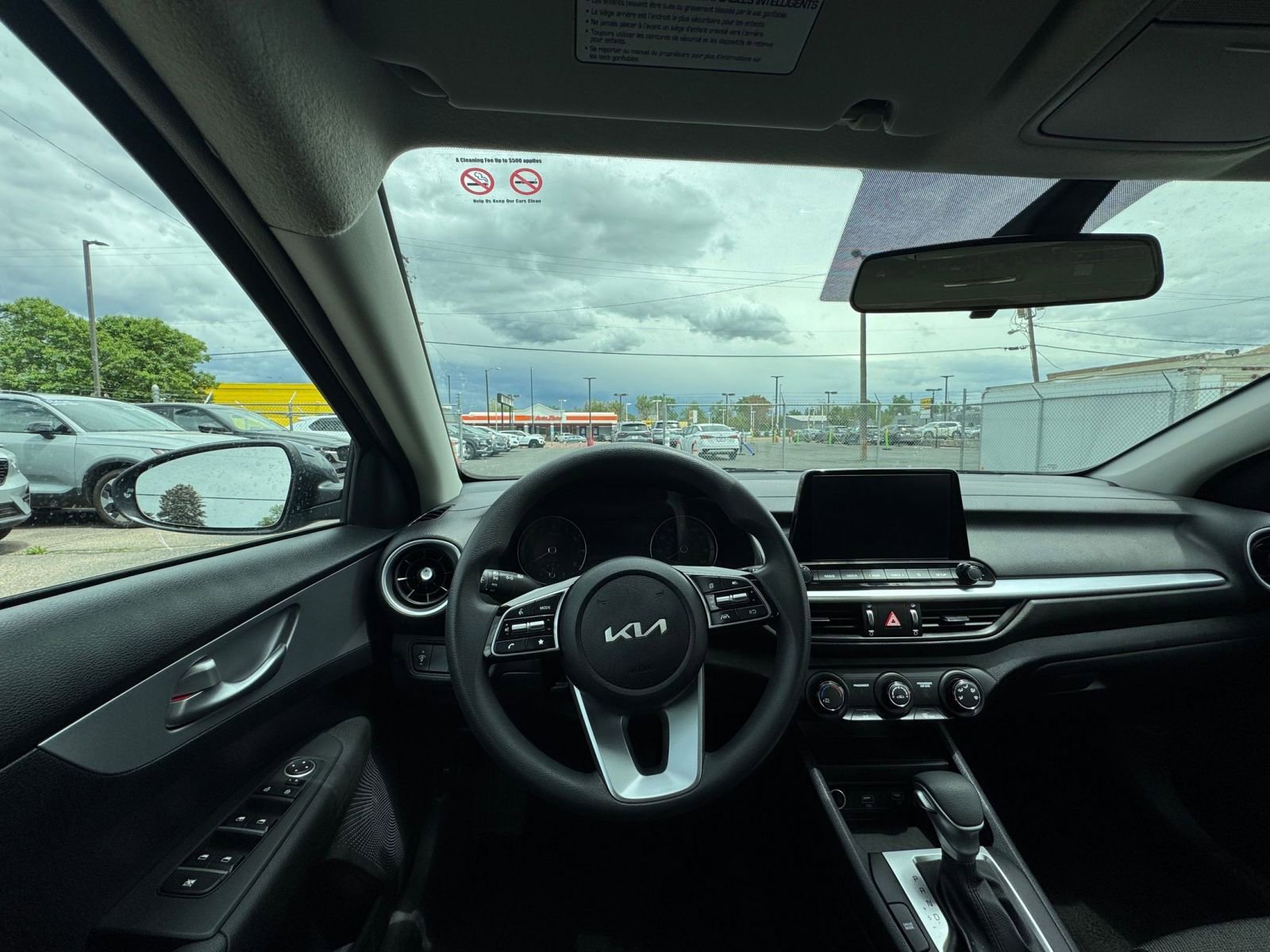 Thumbnail: 2024 Kia Forte - 32