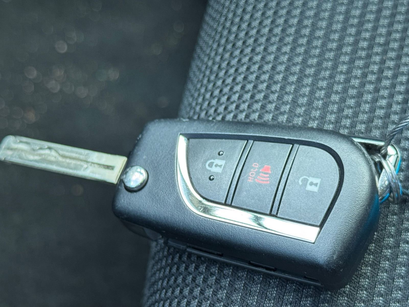 Thumbnail: 2025 Toyota RAV4 - 22