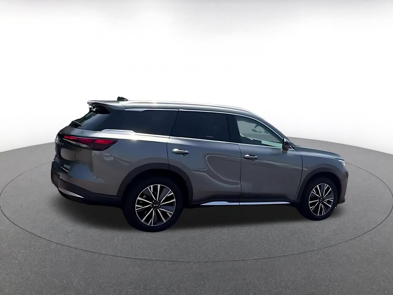 Thumbnail: 2026 INFINITI QX60 - 12