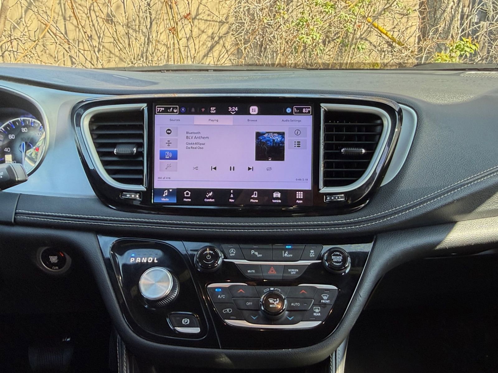 Thumbnail: 2025 Chrysler Pacifica - 17