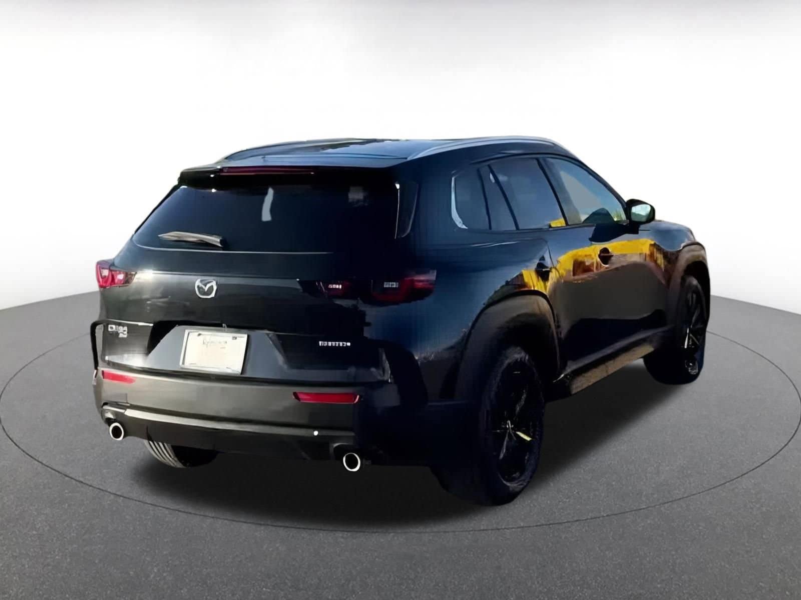 Thumbnail: 2025 Mazda CX-50 - 10