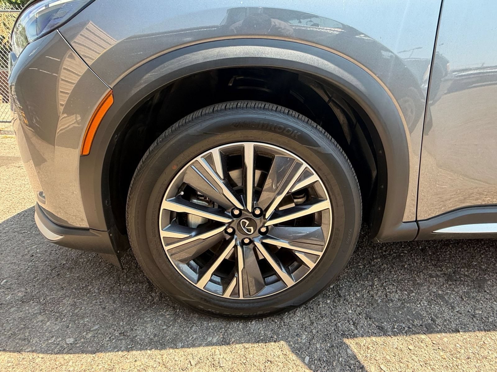 Thumbnail: 2026 INFINITI QX60 - 35