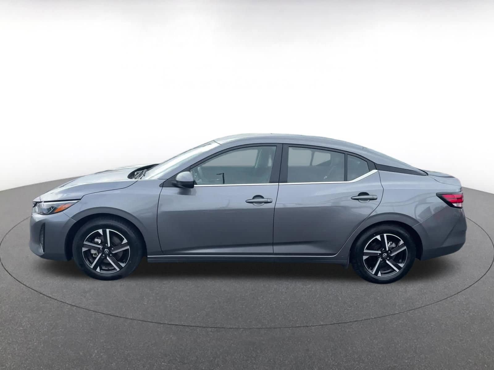 Thumbnail: 2024 Nissan Sentra - 9