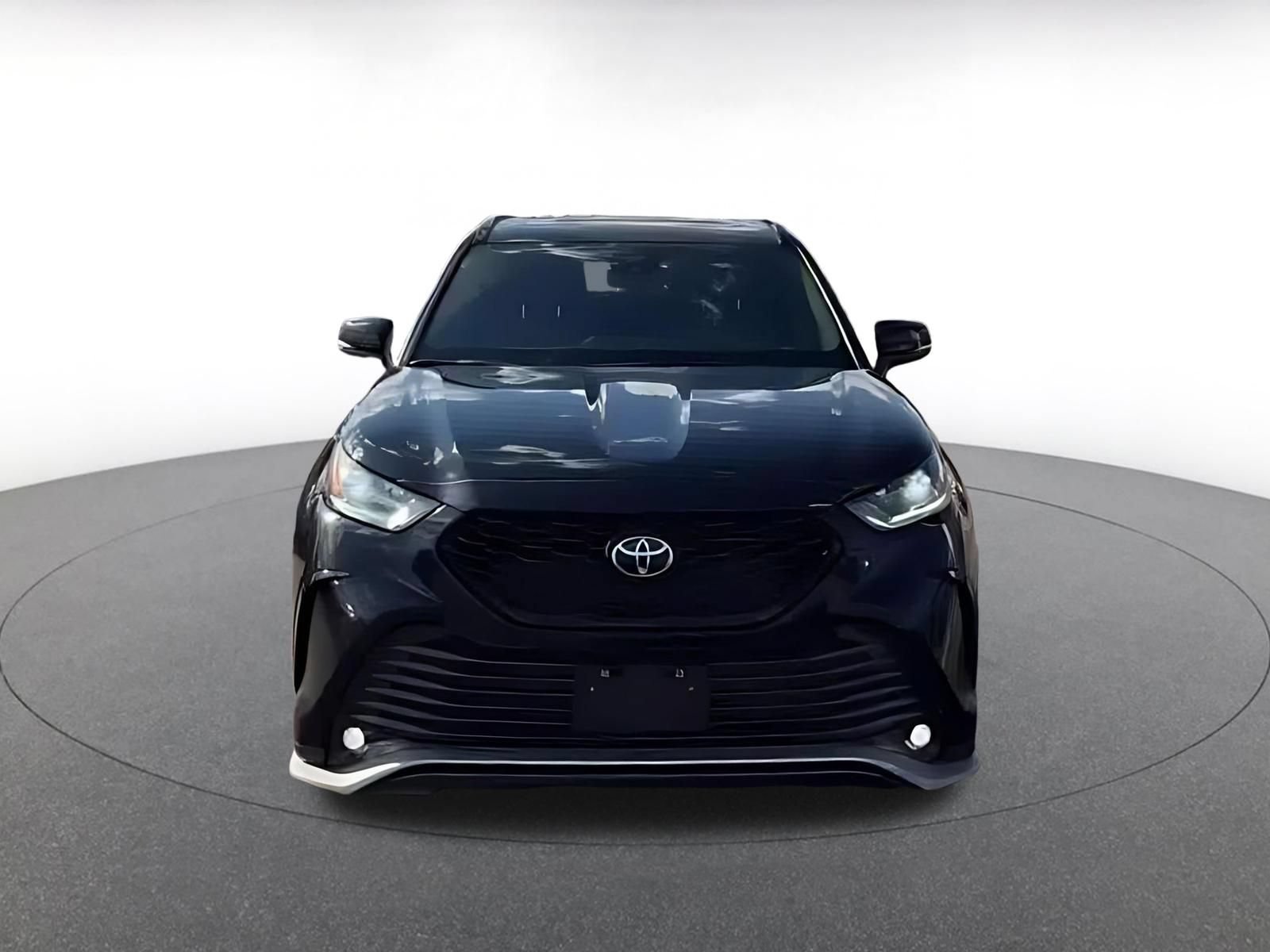Thumbnail: 2025 Toyota Highlander - 4