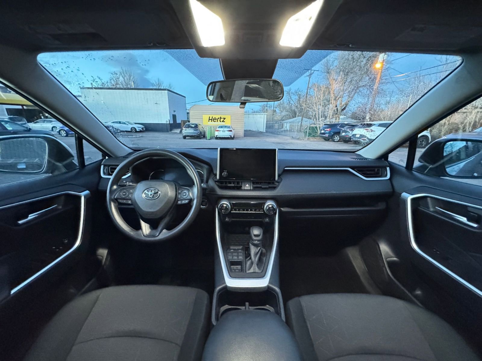 Thumbnail: 2025 Toyota RAV4 - 33