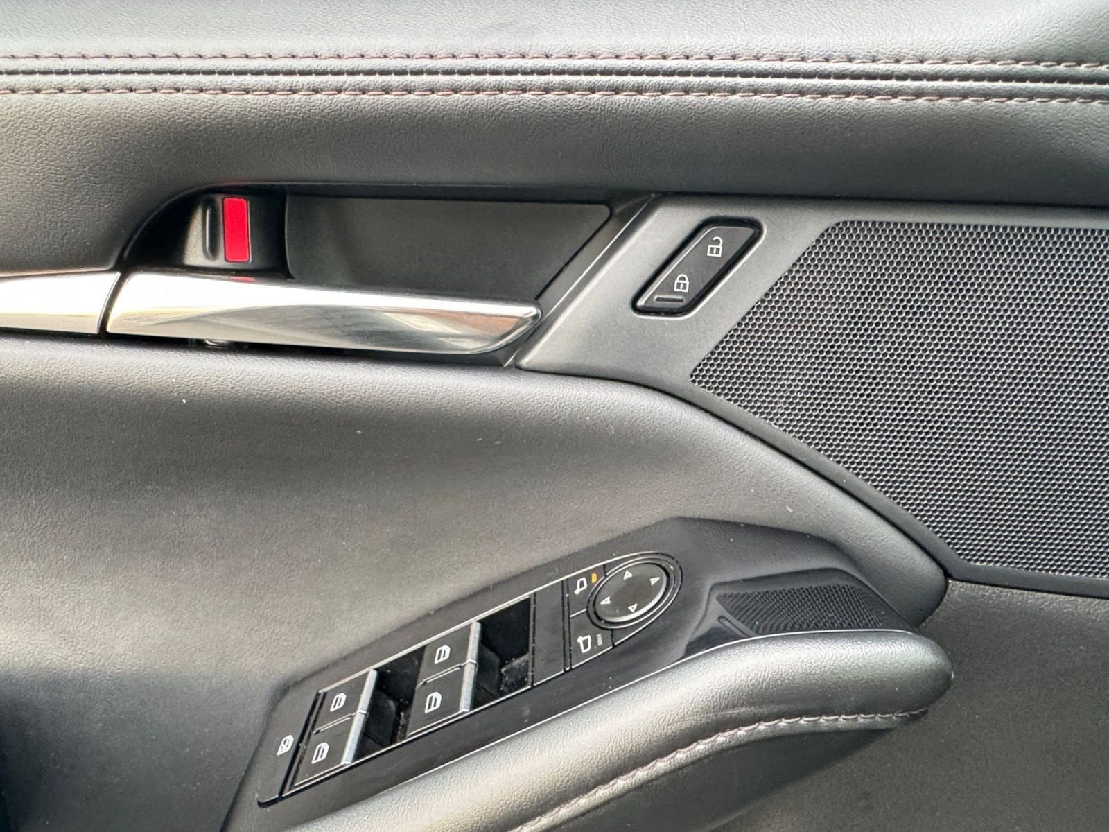 Thumbnail: 2025 Mazda CX-50 - 20