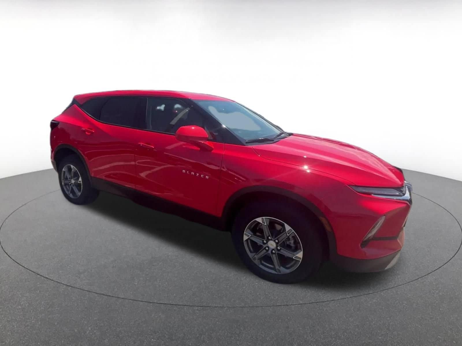 Thumbnail: 2026 Chevrolet Blazer - 2