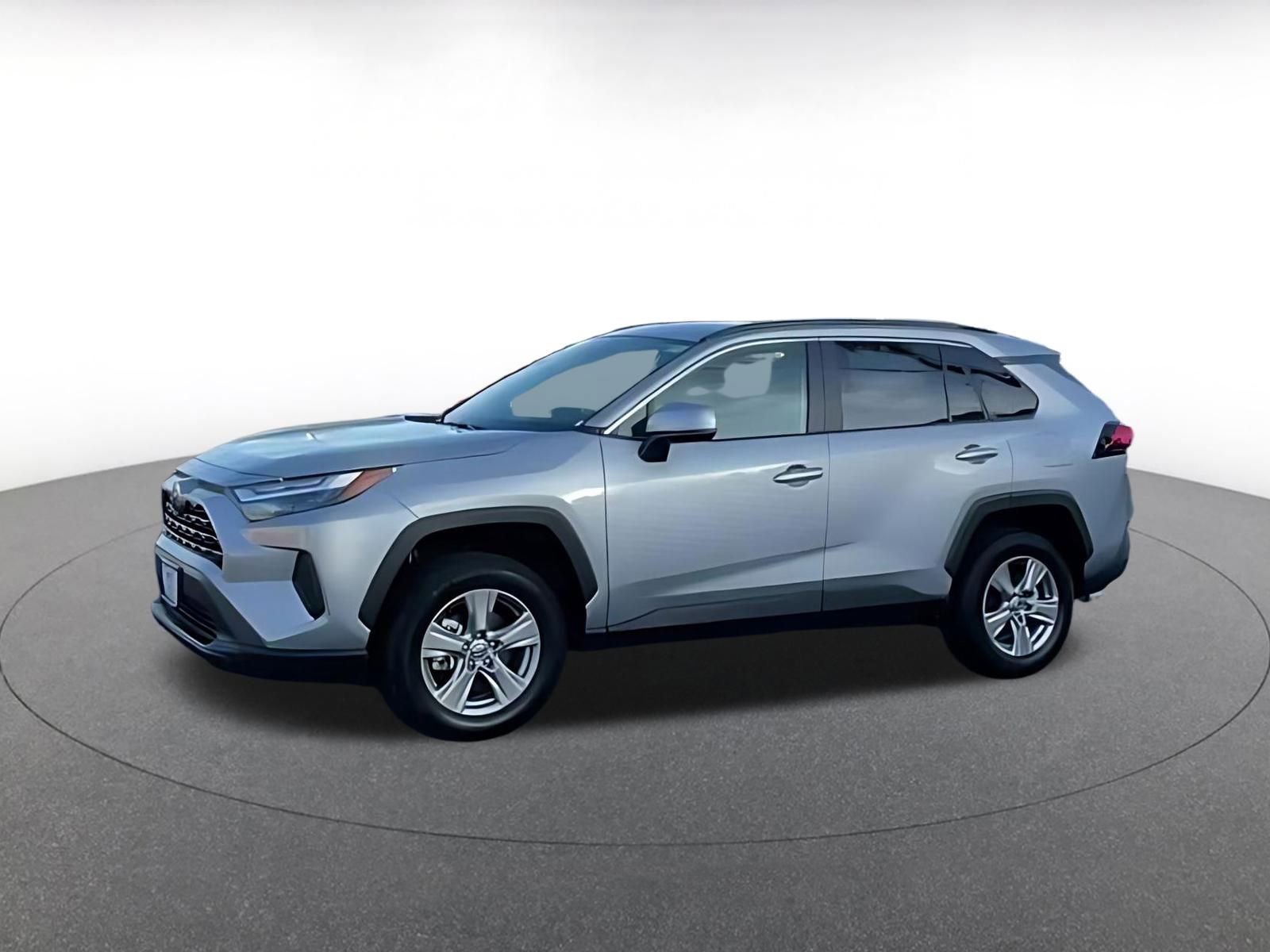 Thumbnail: 2025 Toyota RAV4 - 8