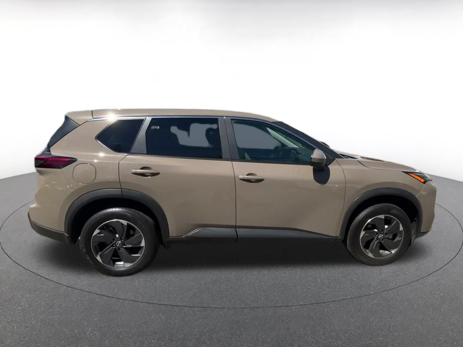 Thumbnail: 2025 Nissan Rogue - 15