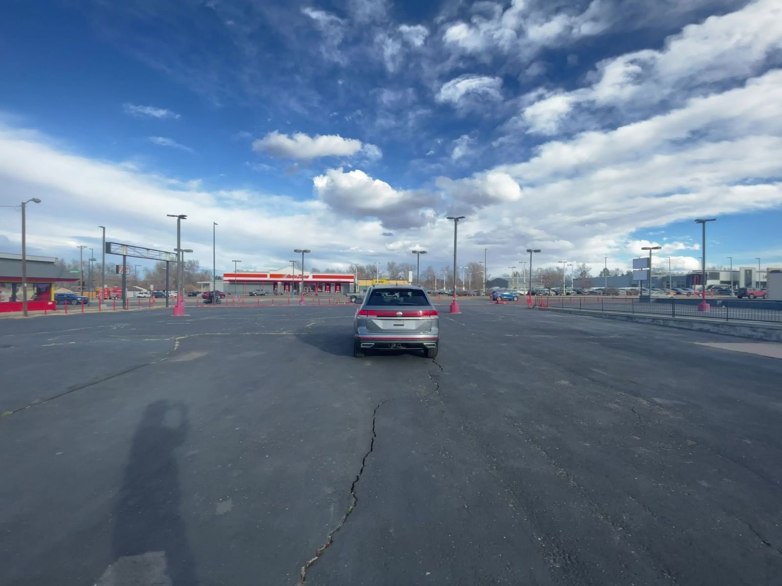 Thumbnail: 2024 Volkswagen Atlas - 16