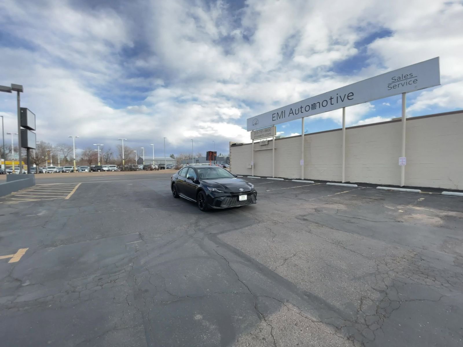 Thumbnail: 2025 Toyota Camry - 14