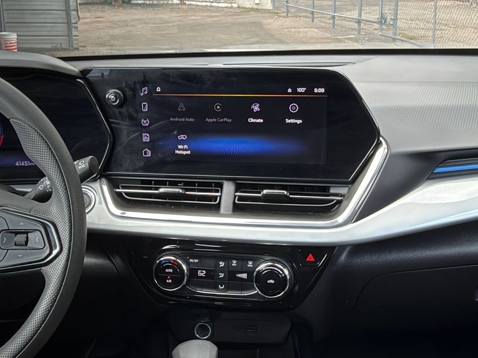 Thumbnail: 2025 Chevrolet Trax - 20