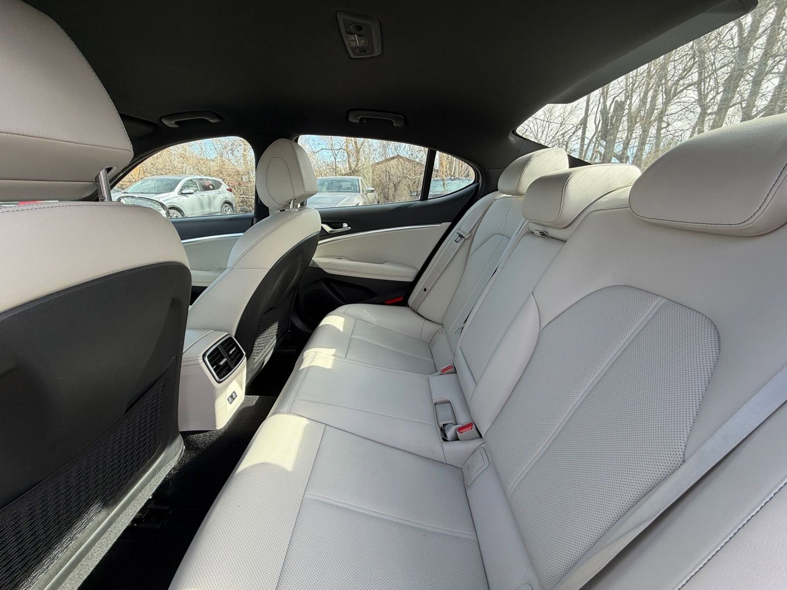 Thumbnail: 2025 Genesis G70 - 25