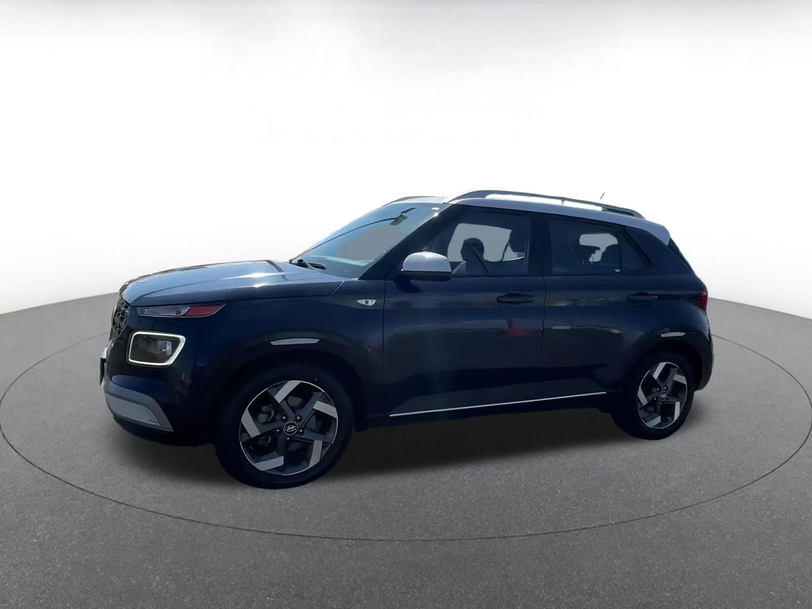 2023 Hyundai Venue Limited 7