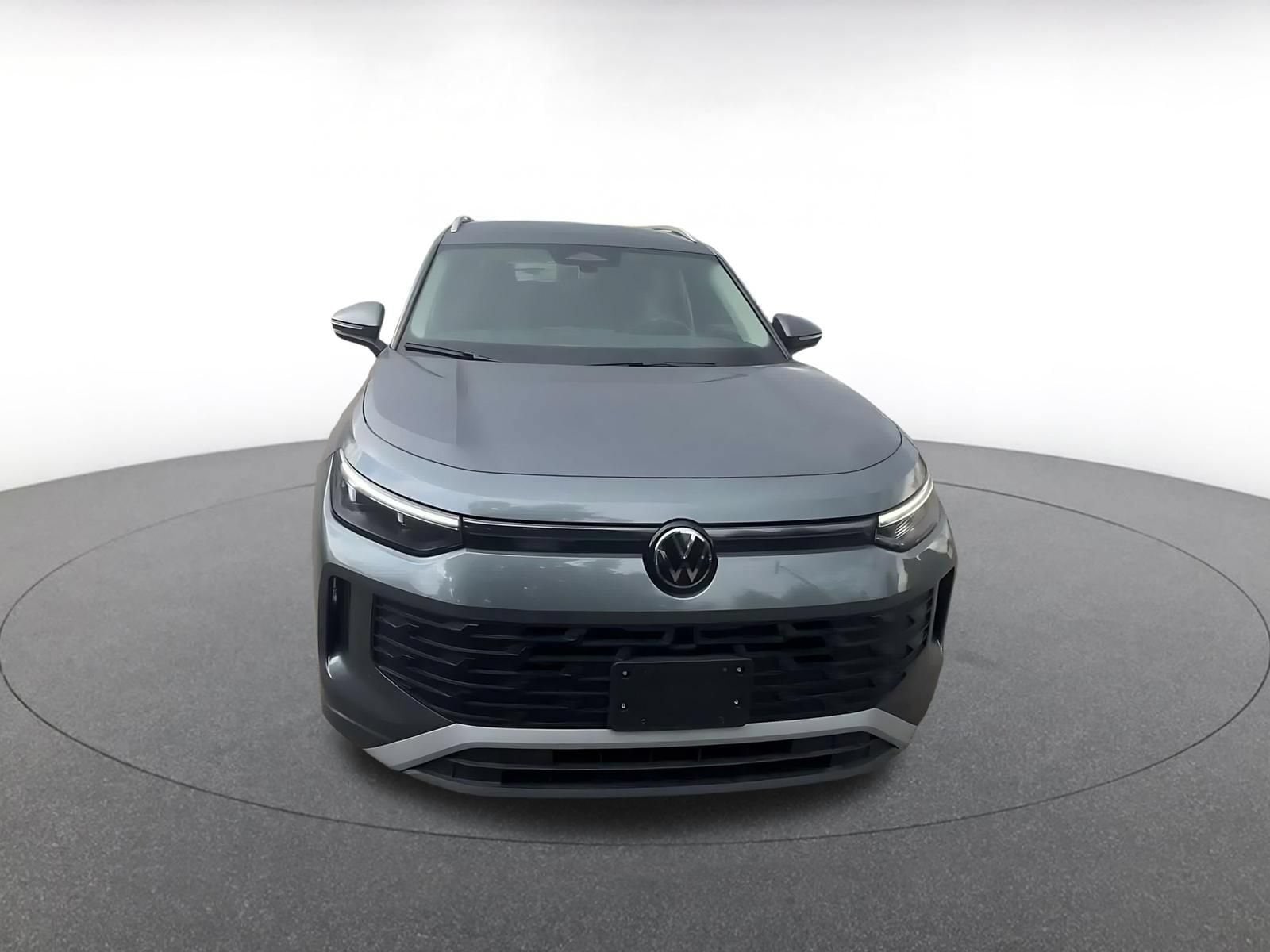 Thumbnail: 2026 Volkswagen Tiguan - 4