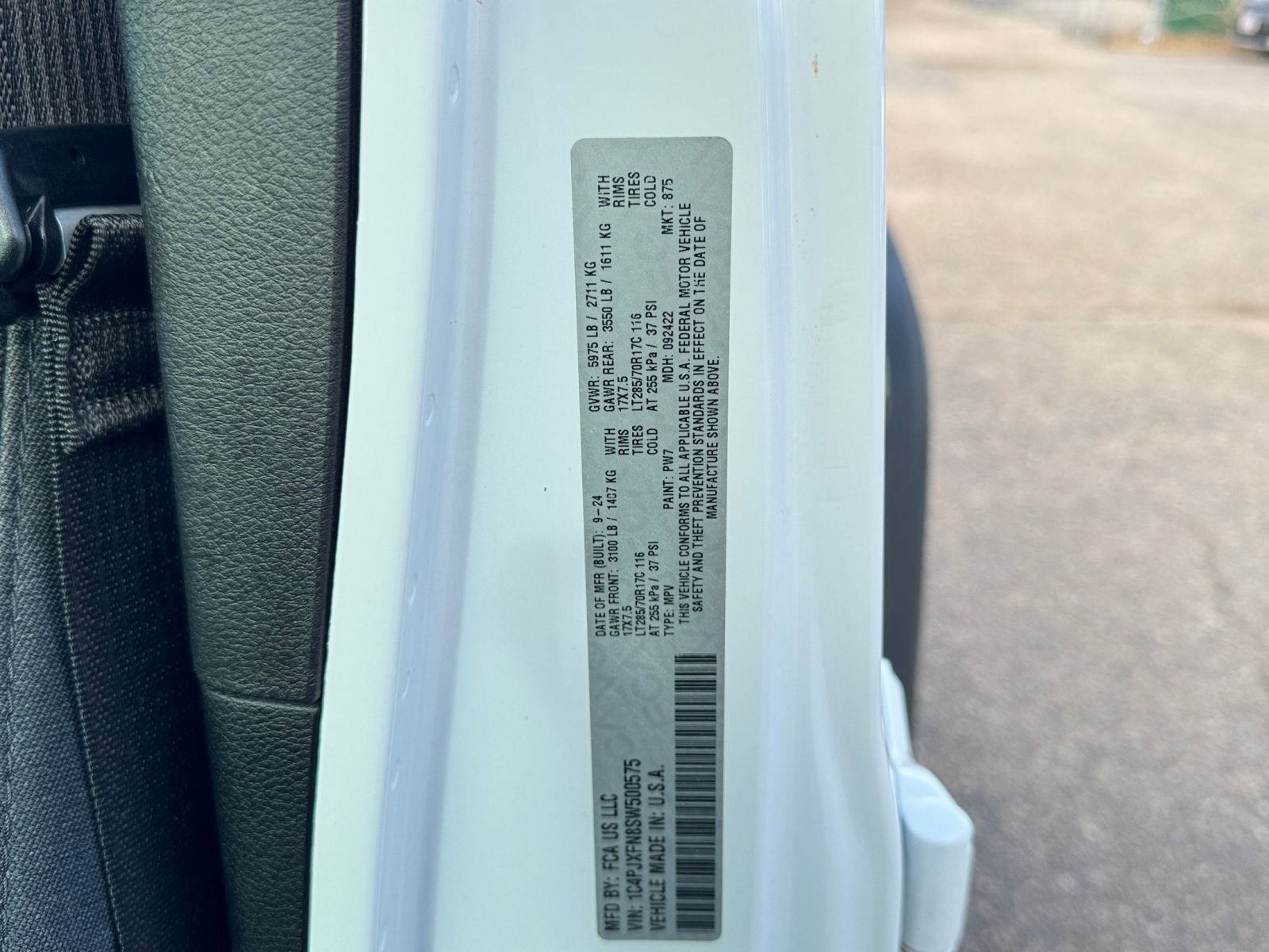 Thumbnail: 2025 Jeep Wrangler - 28