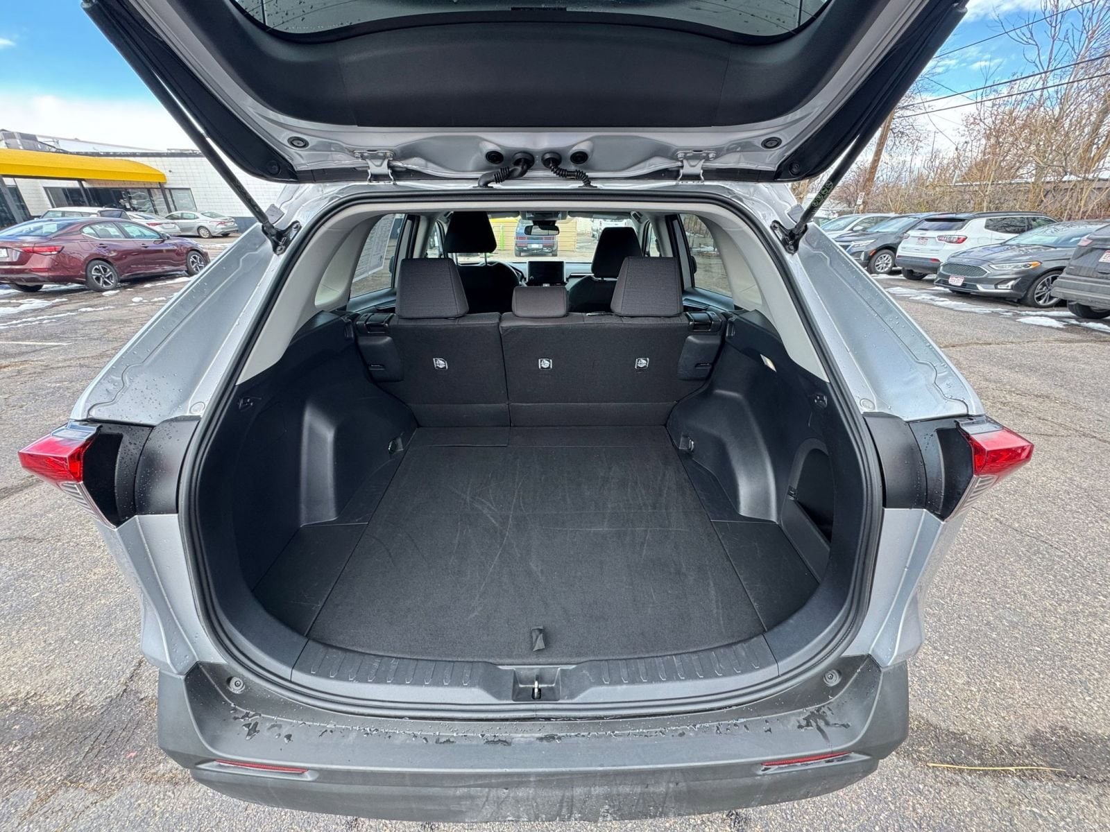 Thumbnail: 2025 Toyota RAV4 - 30