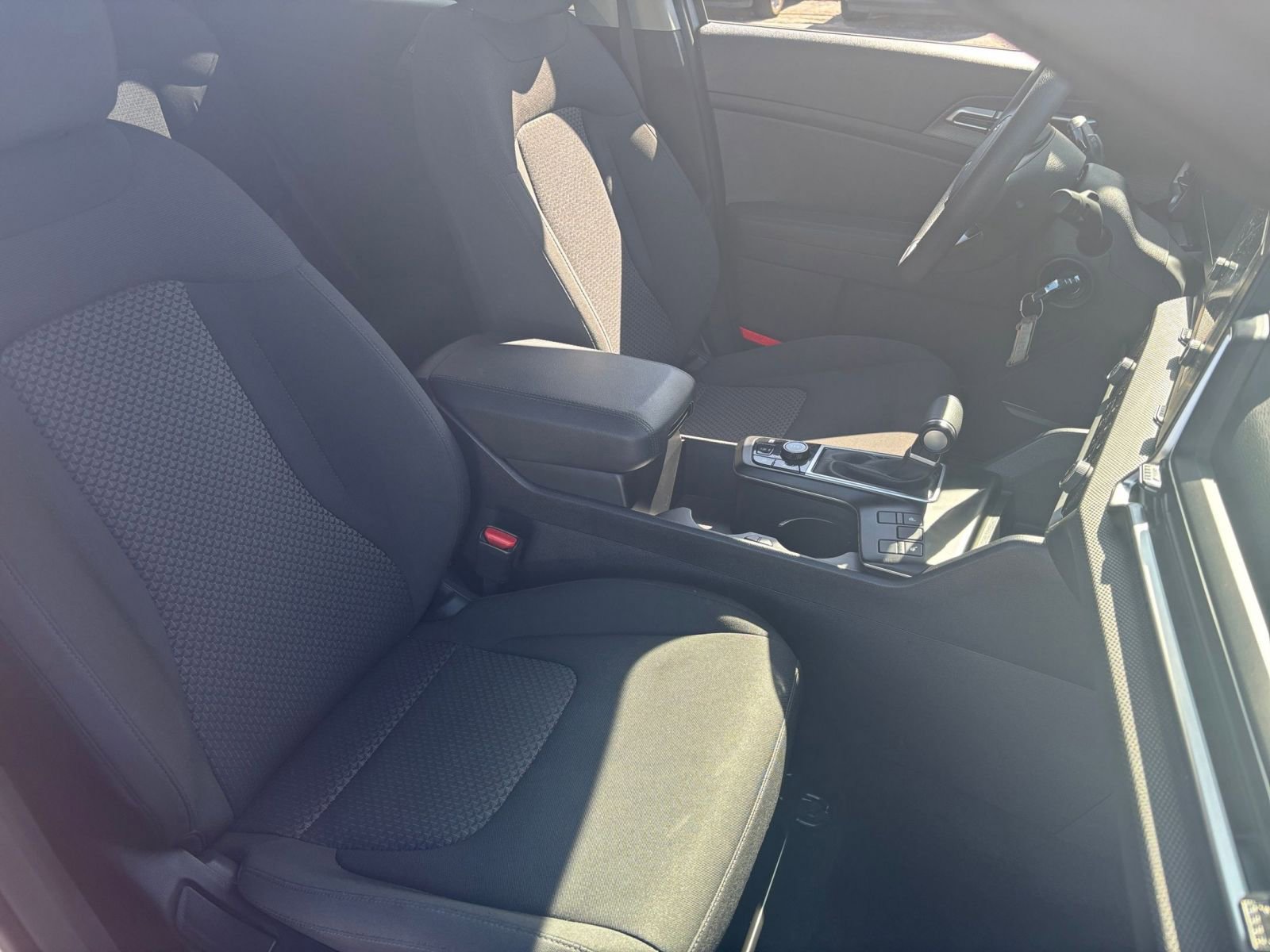 Thumbnail: 2025 Kia Sportage - 34