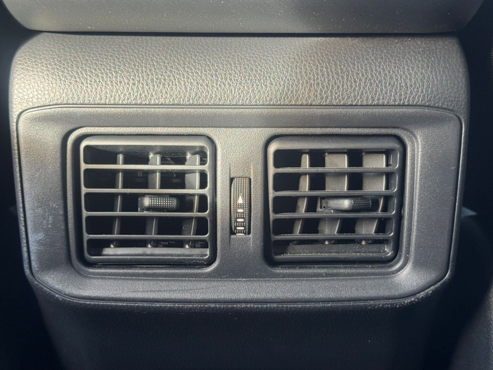 Thumbnail: 2025 Toyota RAV4 - 23