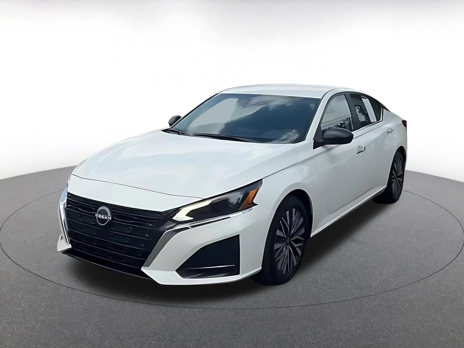 Thumbnail: 2025 Nissan Altima - 7