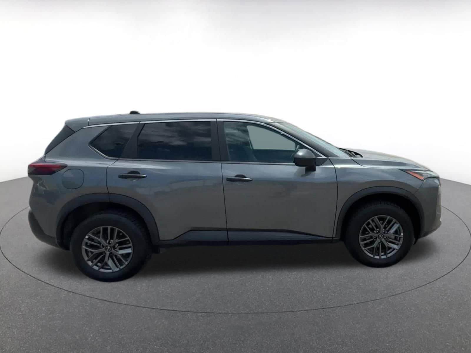 2023 Nissan Rogue S 16