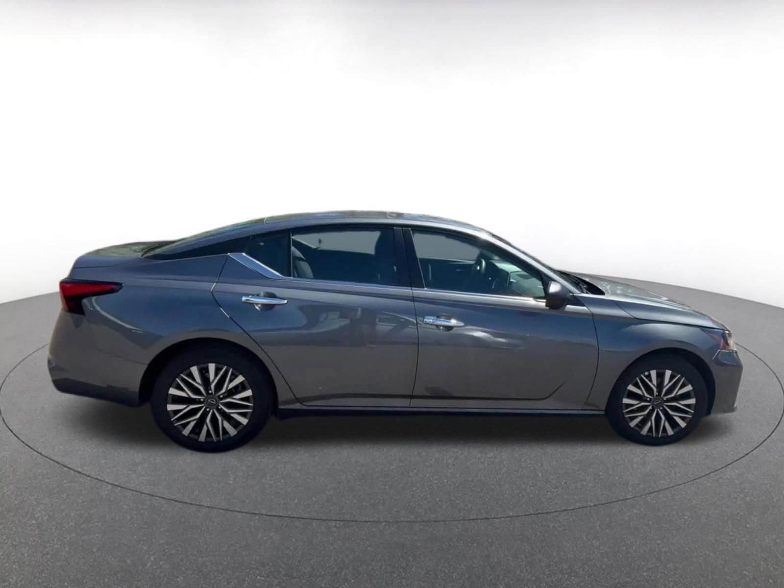 Thumbnail: 2025 Nissan Altima - 16