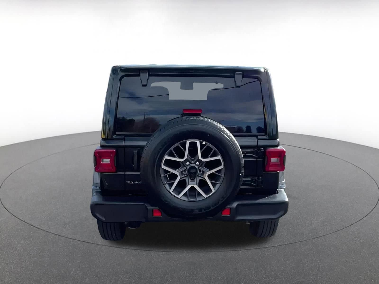 Thumbnail: 2025 Jeep Wrangler - 14