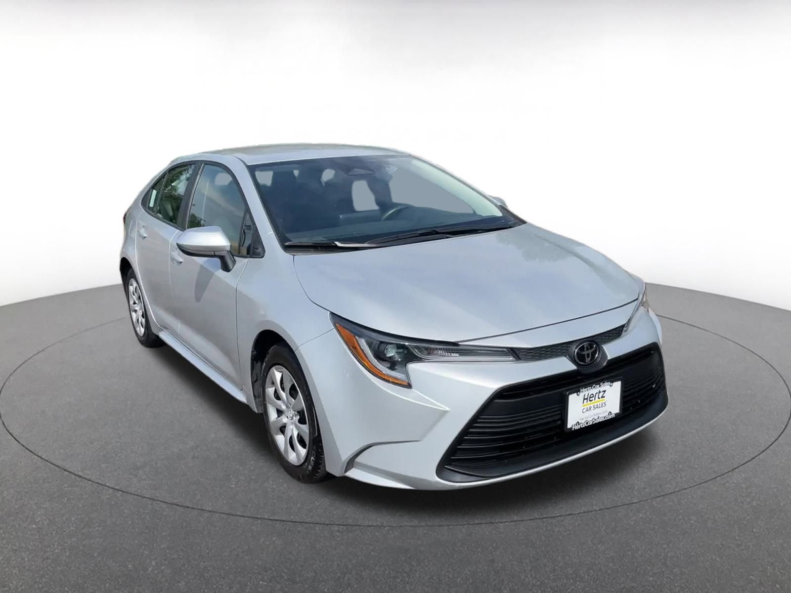 Thumbnail: 2024 Toyota Corolla - 3