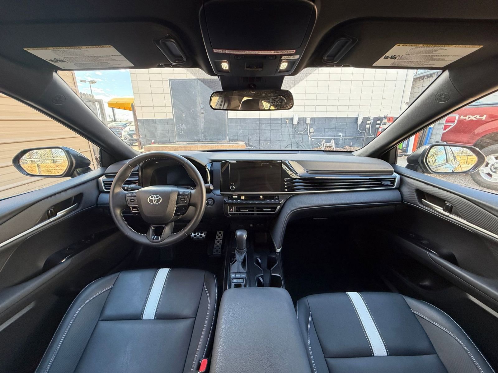 Thumbnail: 2025 Toyota Camry - 21