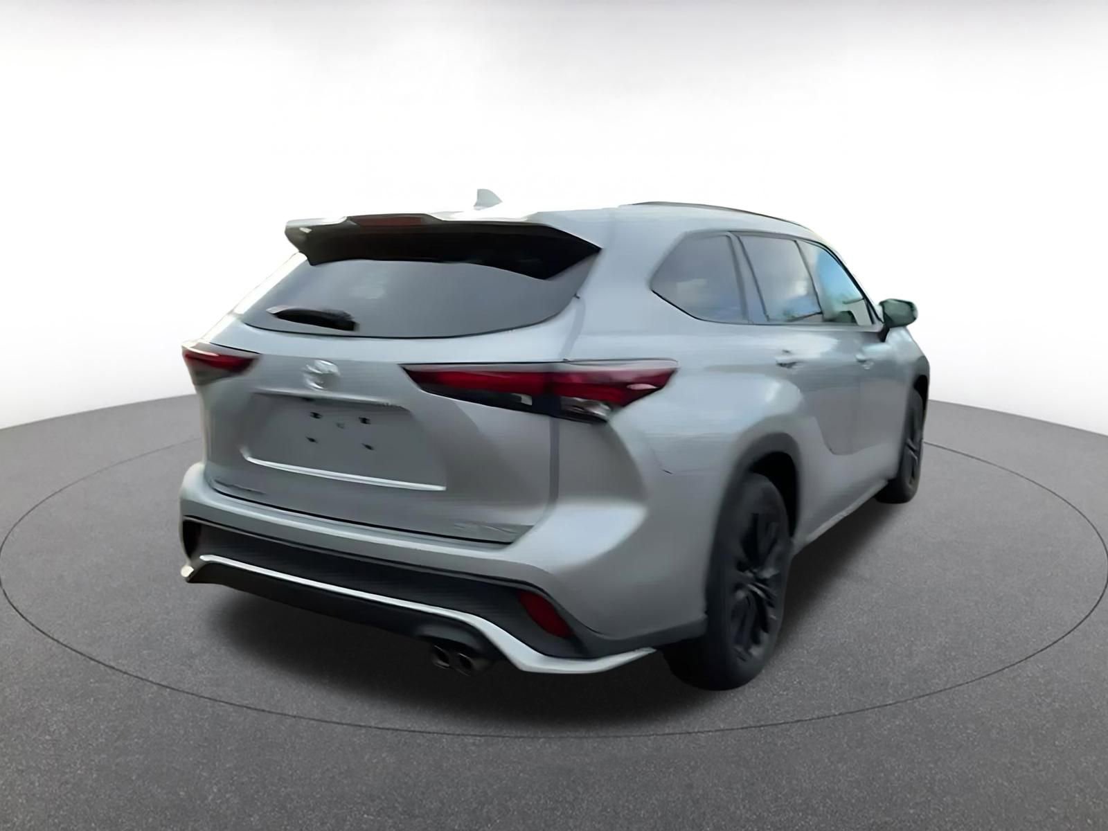 Thumbnail: 2025 Toyota Highlander - 14