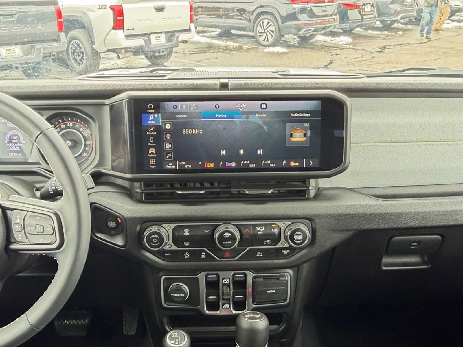 Thumbnail: 2025 Jeep Wrangler - 20